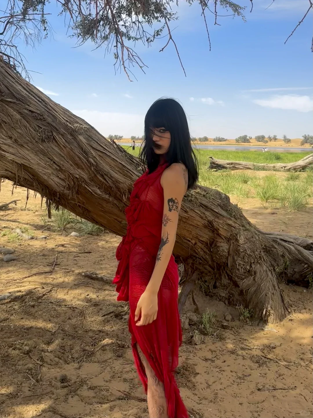 👽旅行日记【那天我第一次见到红色的湖】