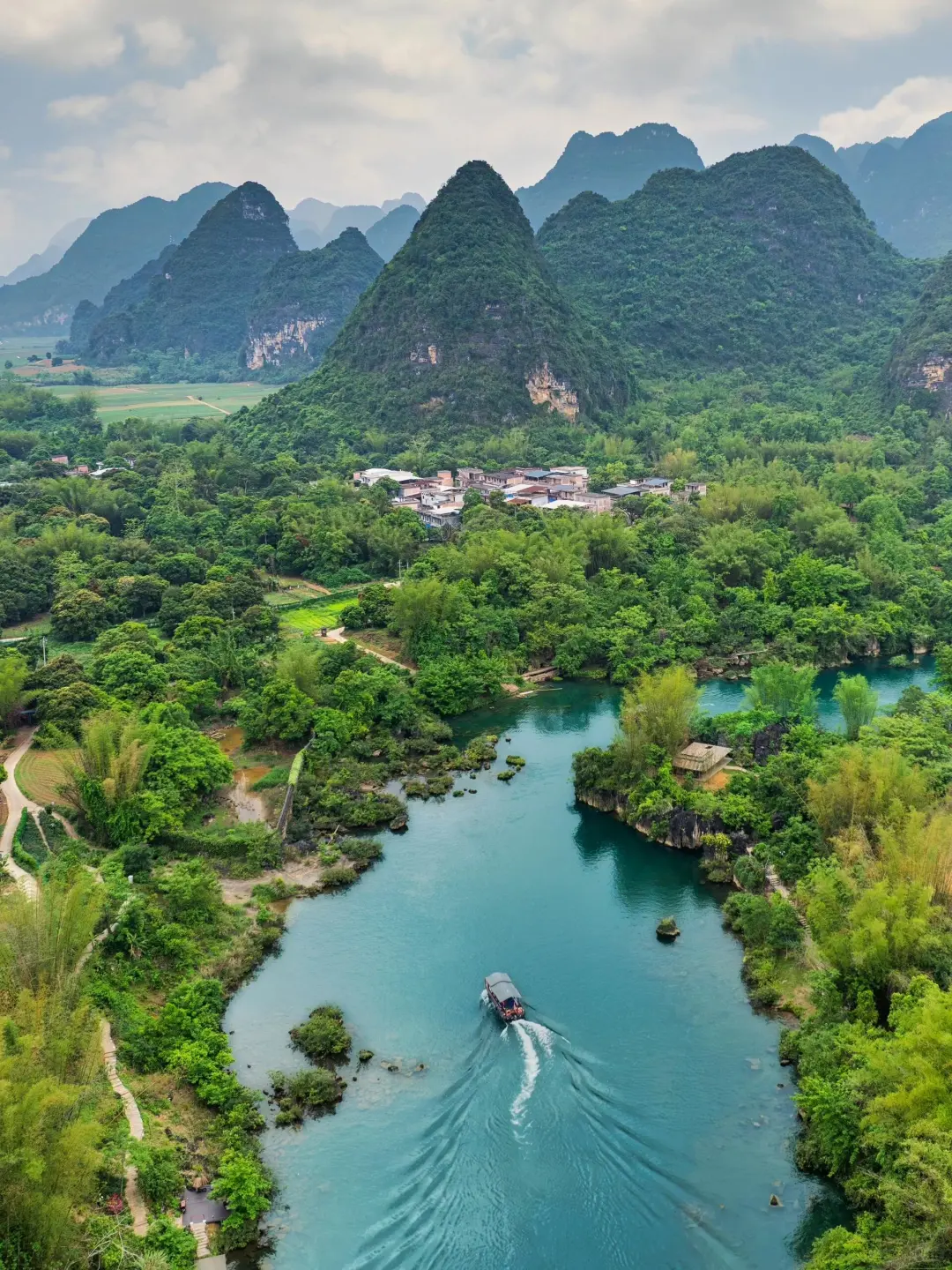 张馨予没骗我！崇左真的和新西兰一样震撼！！