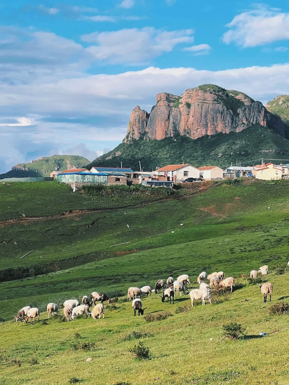 比西藏便宜5倍,一个被低估的冷门旅行地