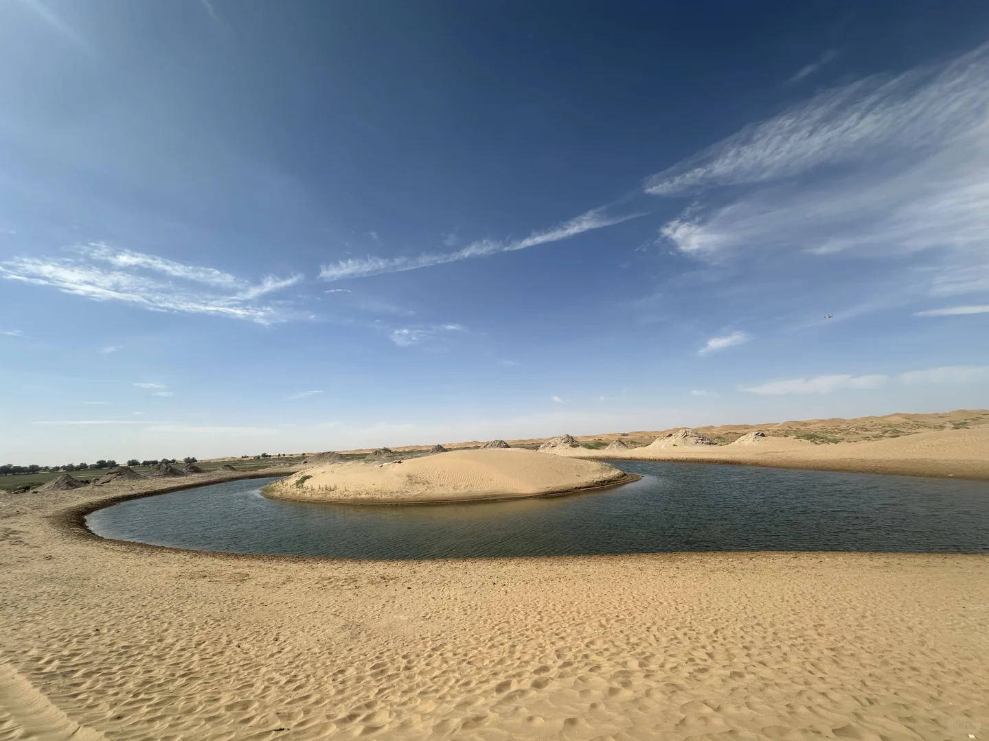 👽旅行日记【那天我第一次见到红色的湖】