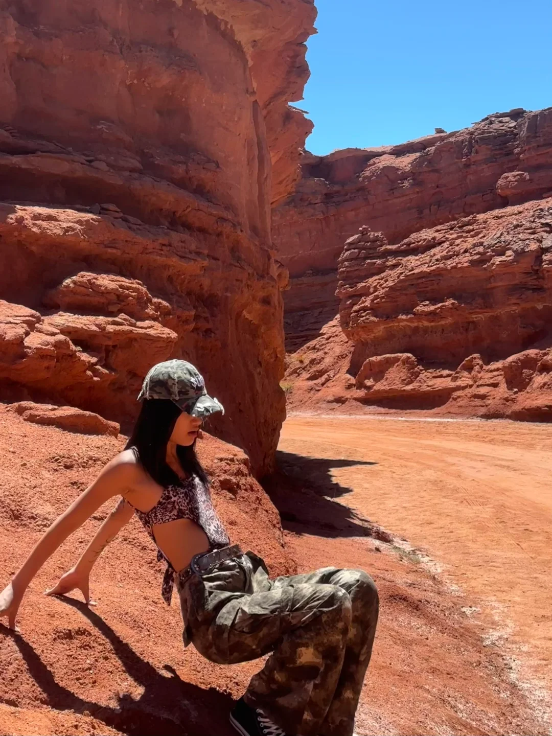 👽旅行日记【那天我第一次见到红色的湖】