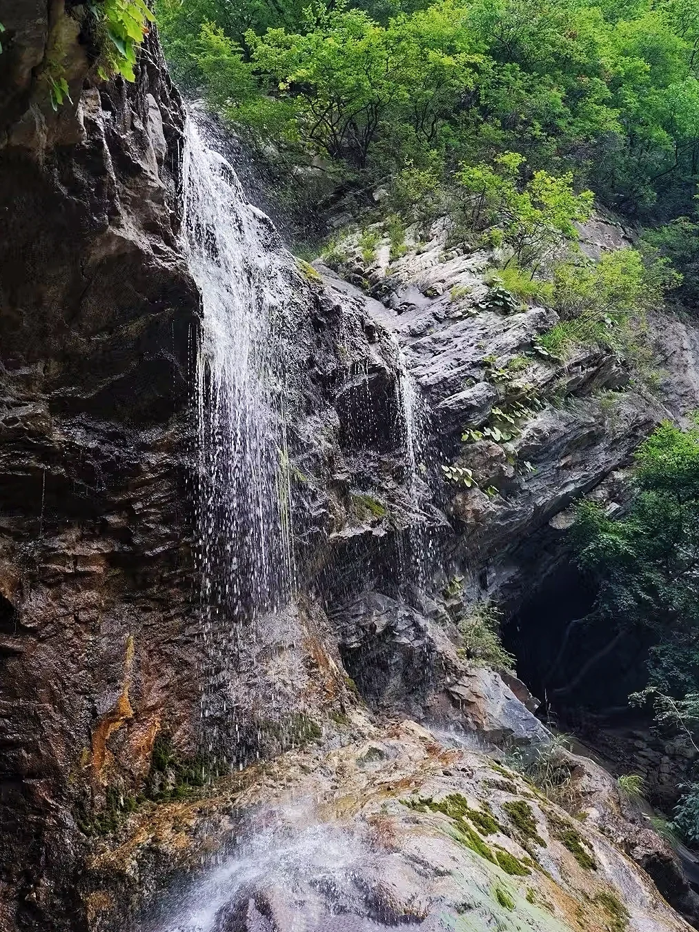 北京市区1.5h‼️小众高山飞瀑溯溪徒步路线