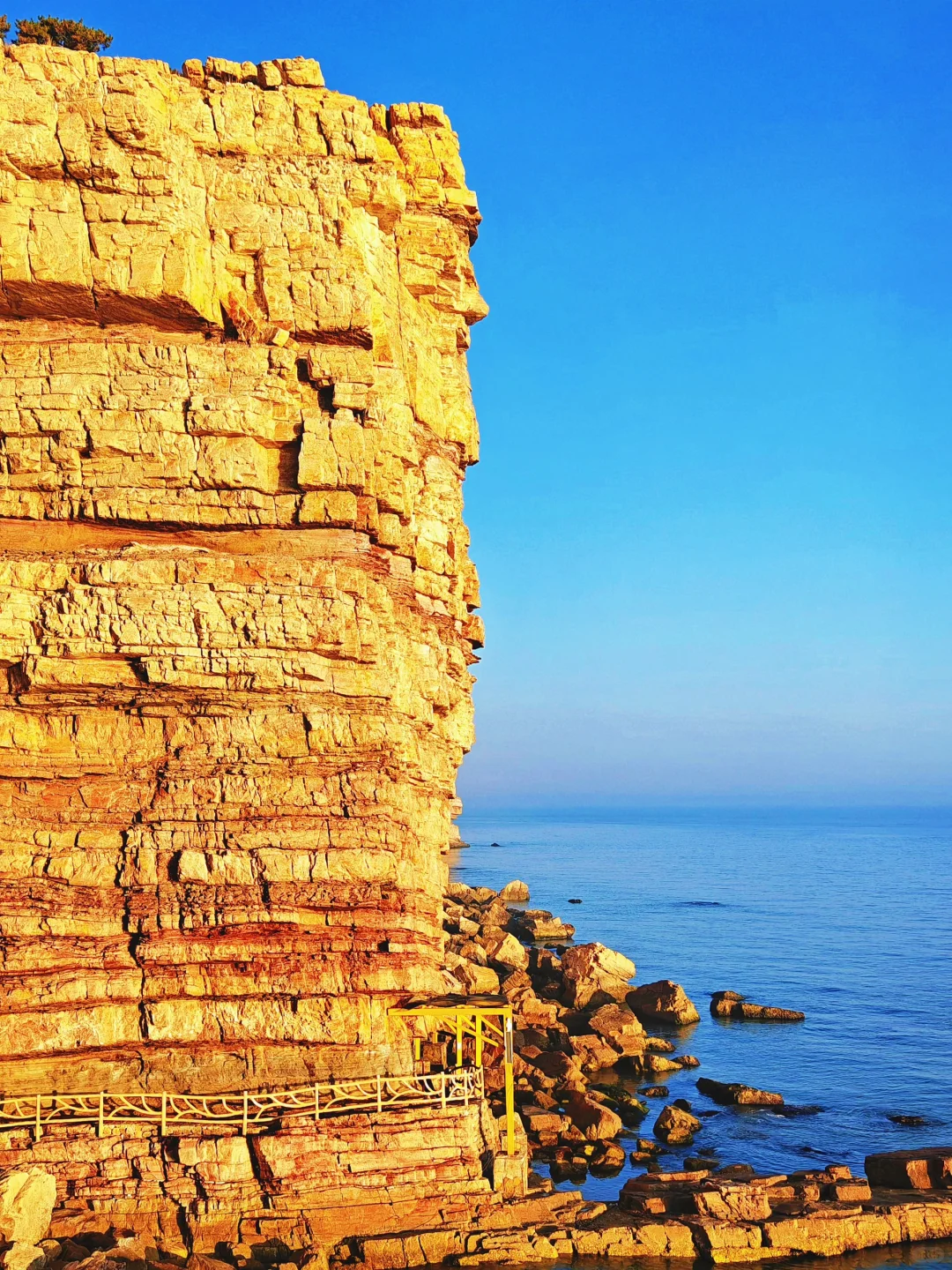 悬崖果冻海💚原来山东真的有个“马尔代夫”‼️