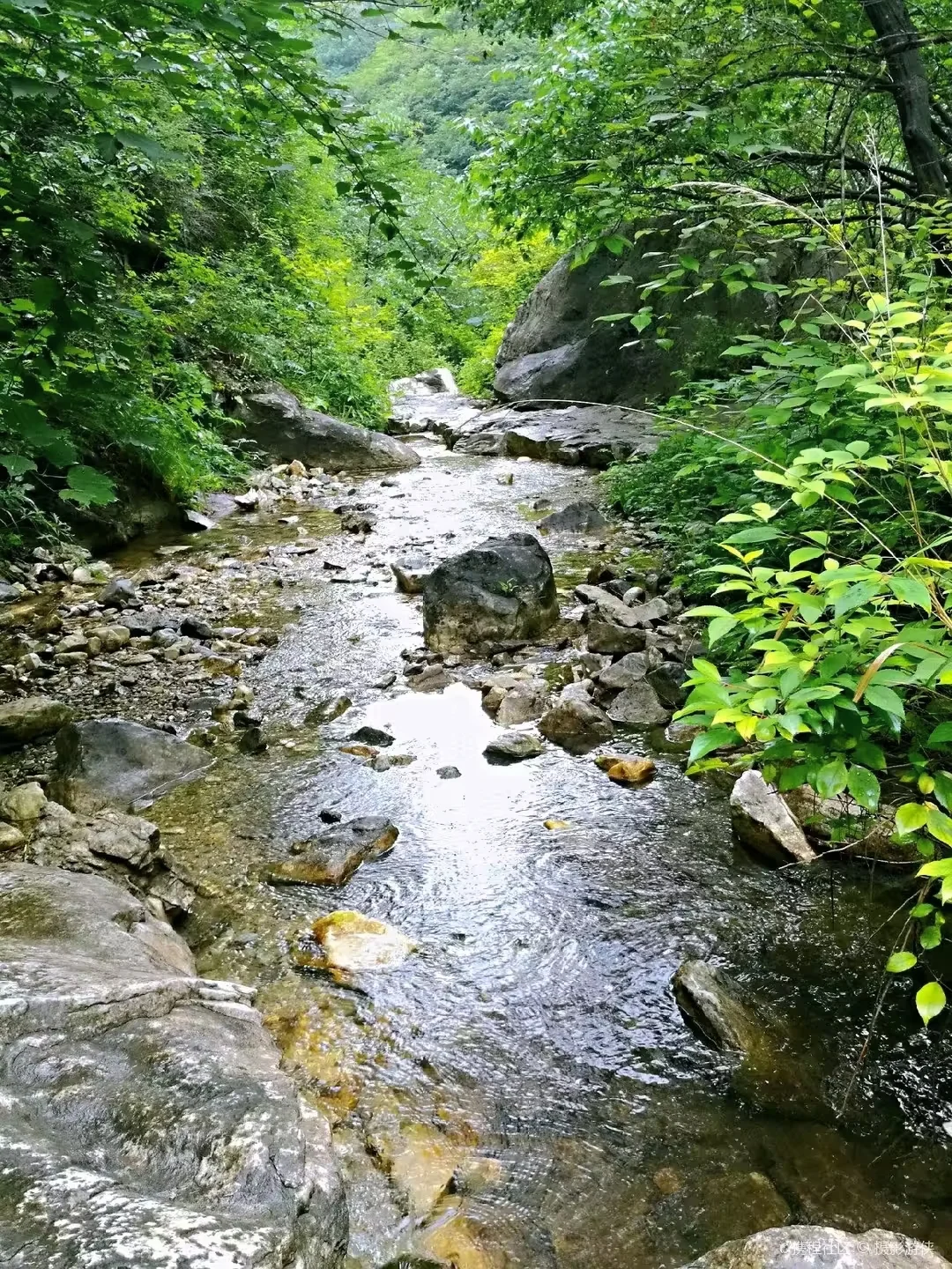 北京市区1.5h‼️小众高山飞瀑溯溪徒步路线