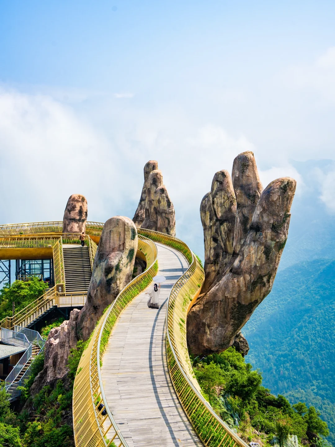 不用去岘港💃杭州人有自己的佛手桥