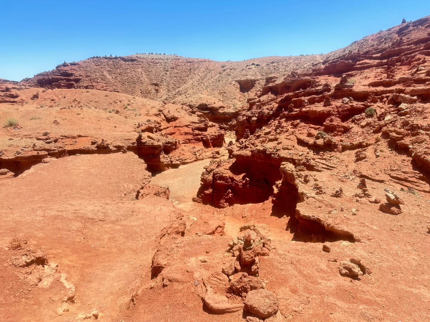 👽旅行日记【那天我第一次见到红色的湖】