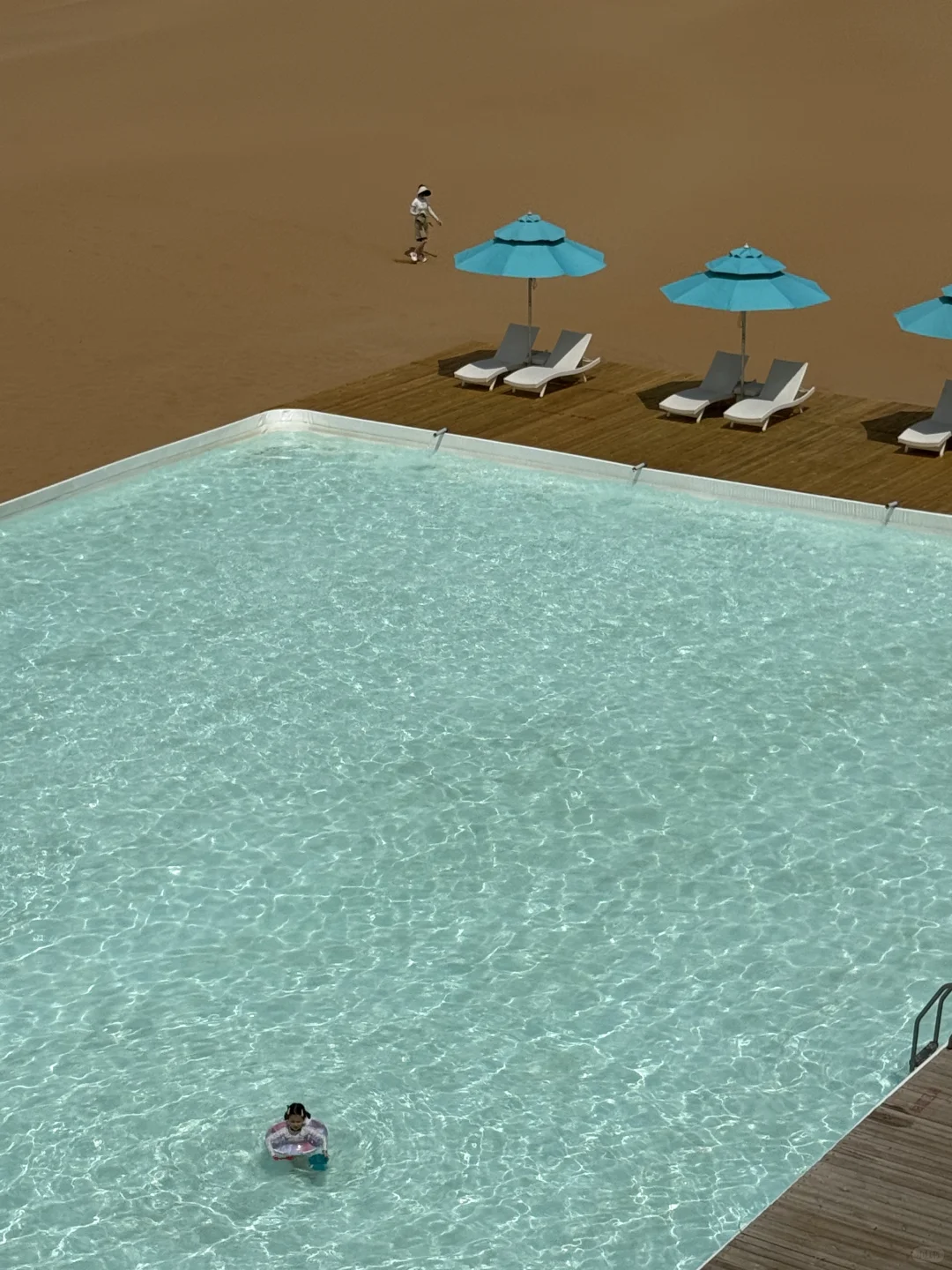 🌵带女儿去沙漠了