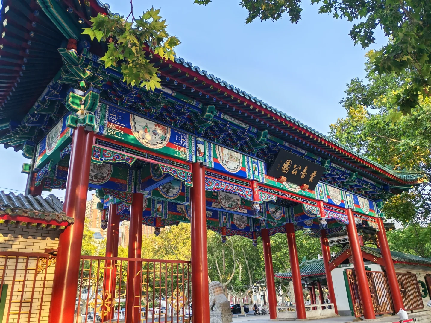 老邯郸人第一次见的秦始皇故居