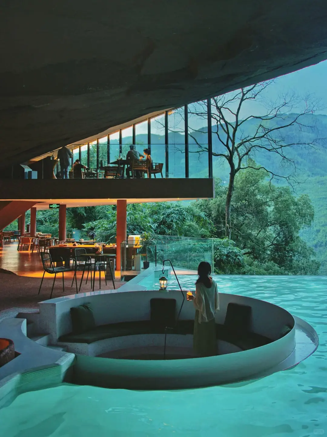 带老公去贵州,这洞穴酒店比国外还震撼🥹