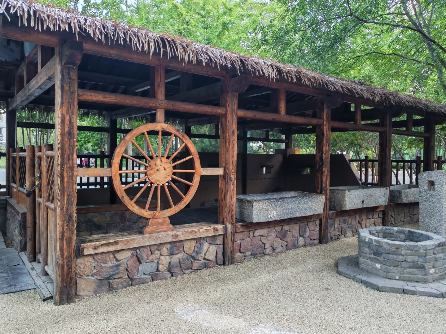 老邯郸人第一次见的秦始皇故居