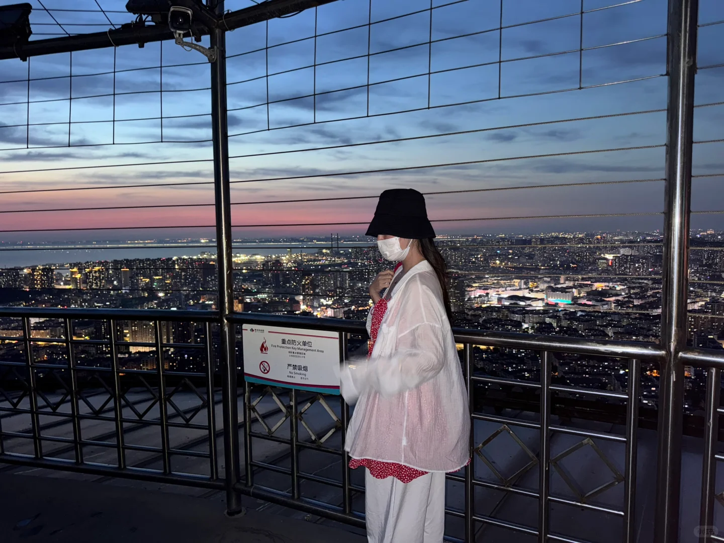 不是东京!!!是青岛!!!