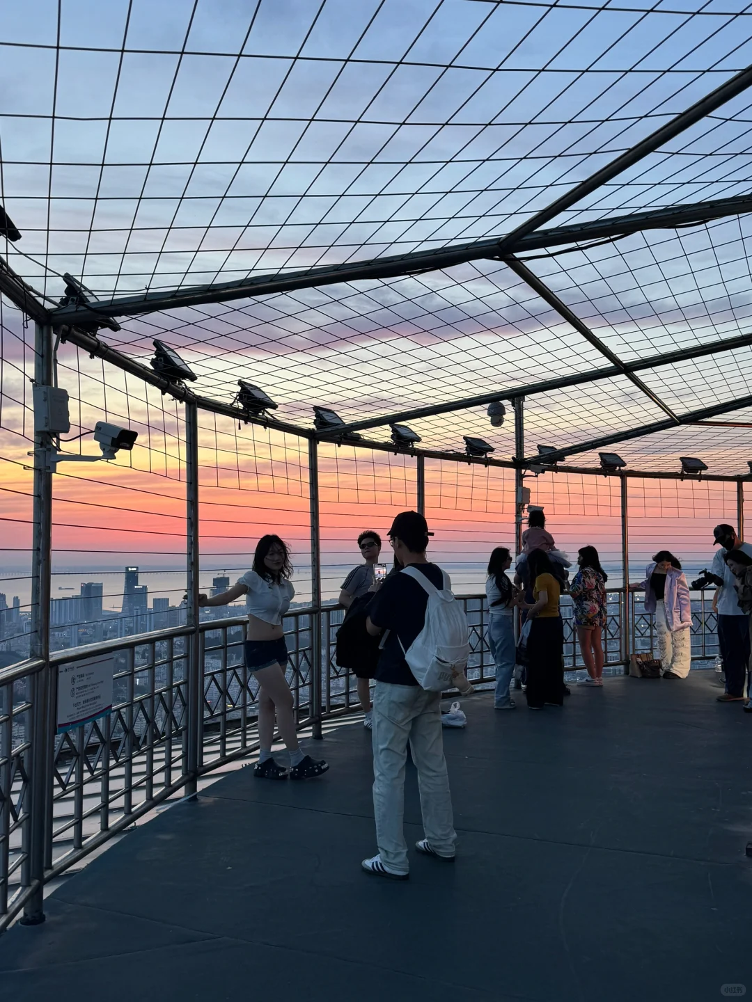 不是东京!!!是青岛!!!