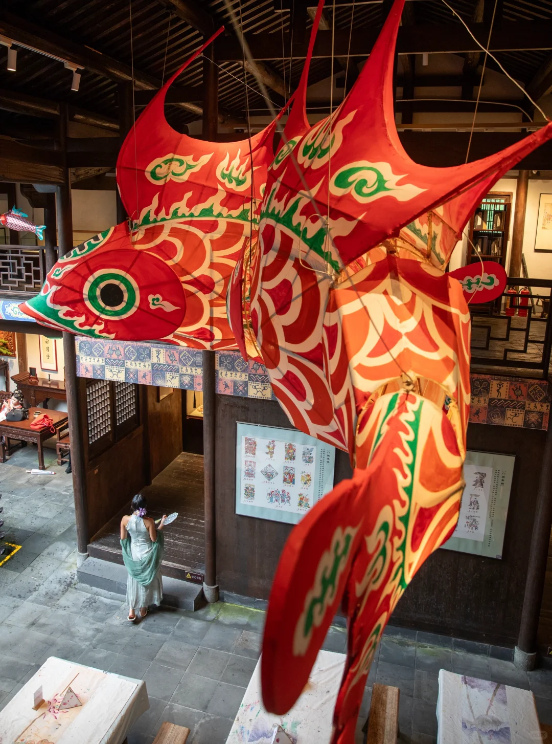 发个朋友圈都问疯啦！以为我去迪拜啦……