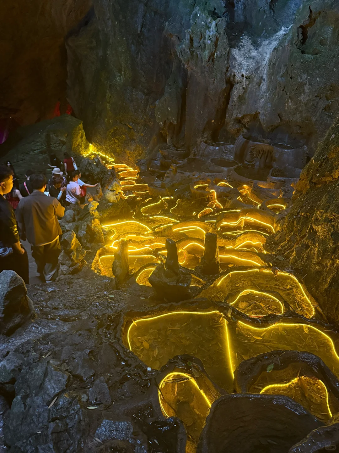 仙桥洞：看一场“人山人海”的绿野迷雾森林🌳