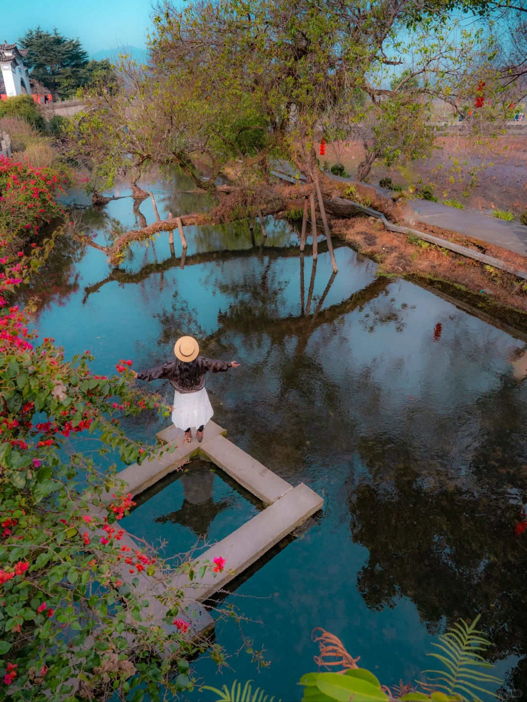 拒绝人挤人，暑假就去这10个冷门小城