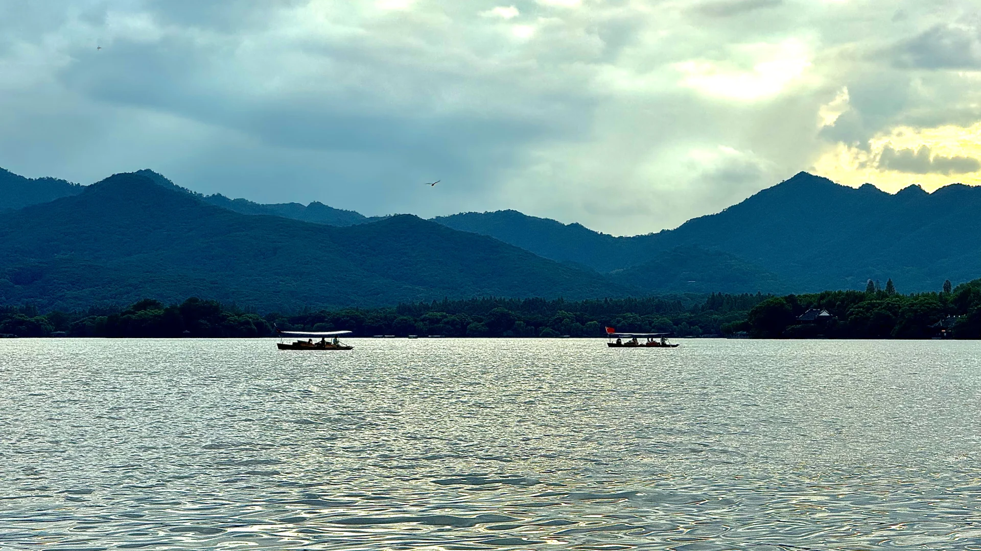11天4城，2248元！适合女生独自旅行的线路