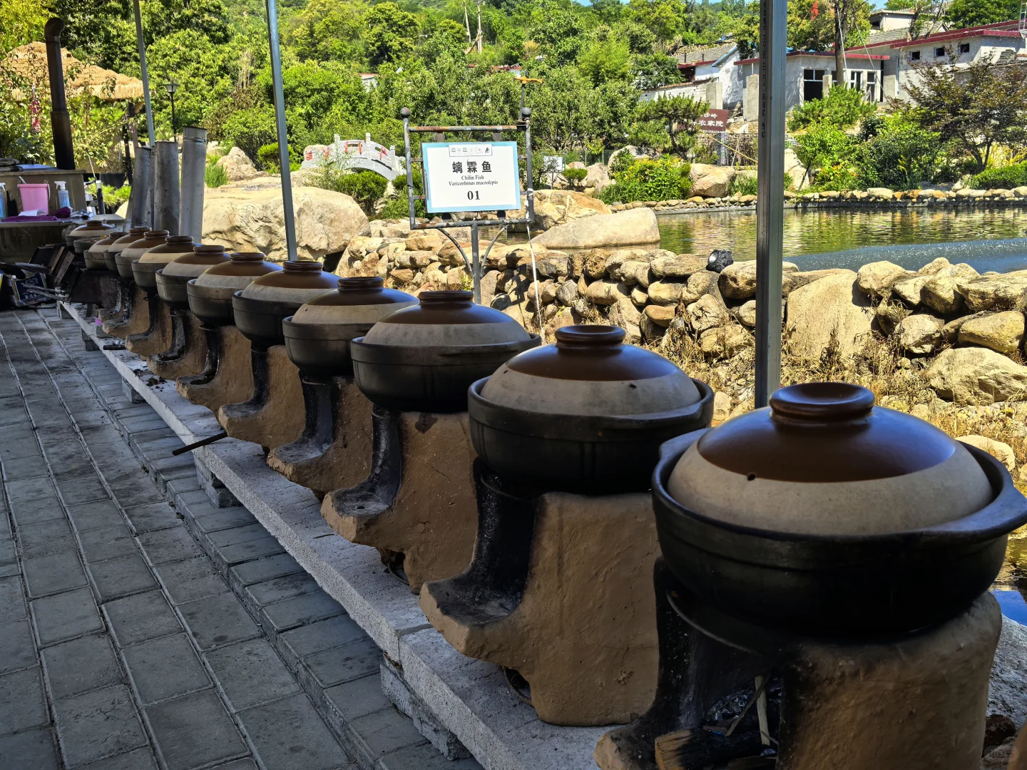 泰山脚下的石敢当小镇