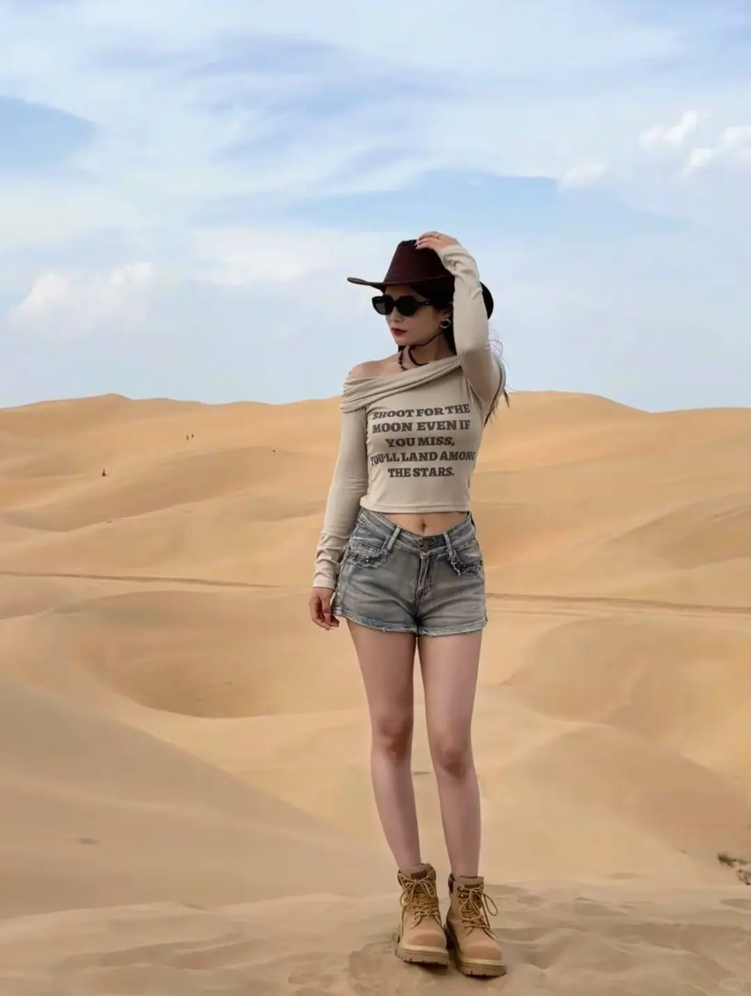 鸣沙山真的很难爬😅！！