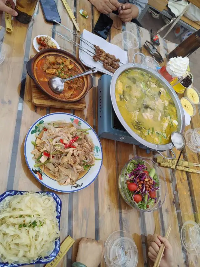 标题：张掖必玩景点+美食攻略，一文讲全✨