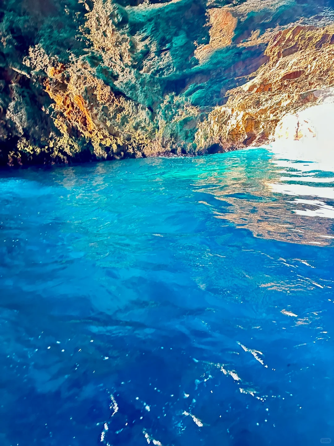 🇲🇪黑山出海见蓝洞