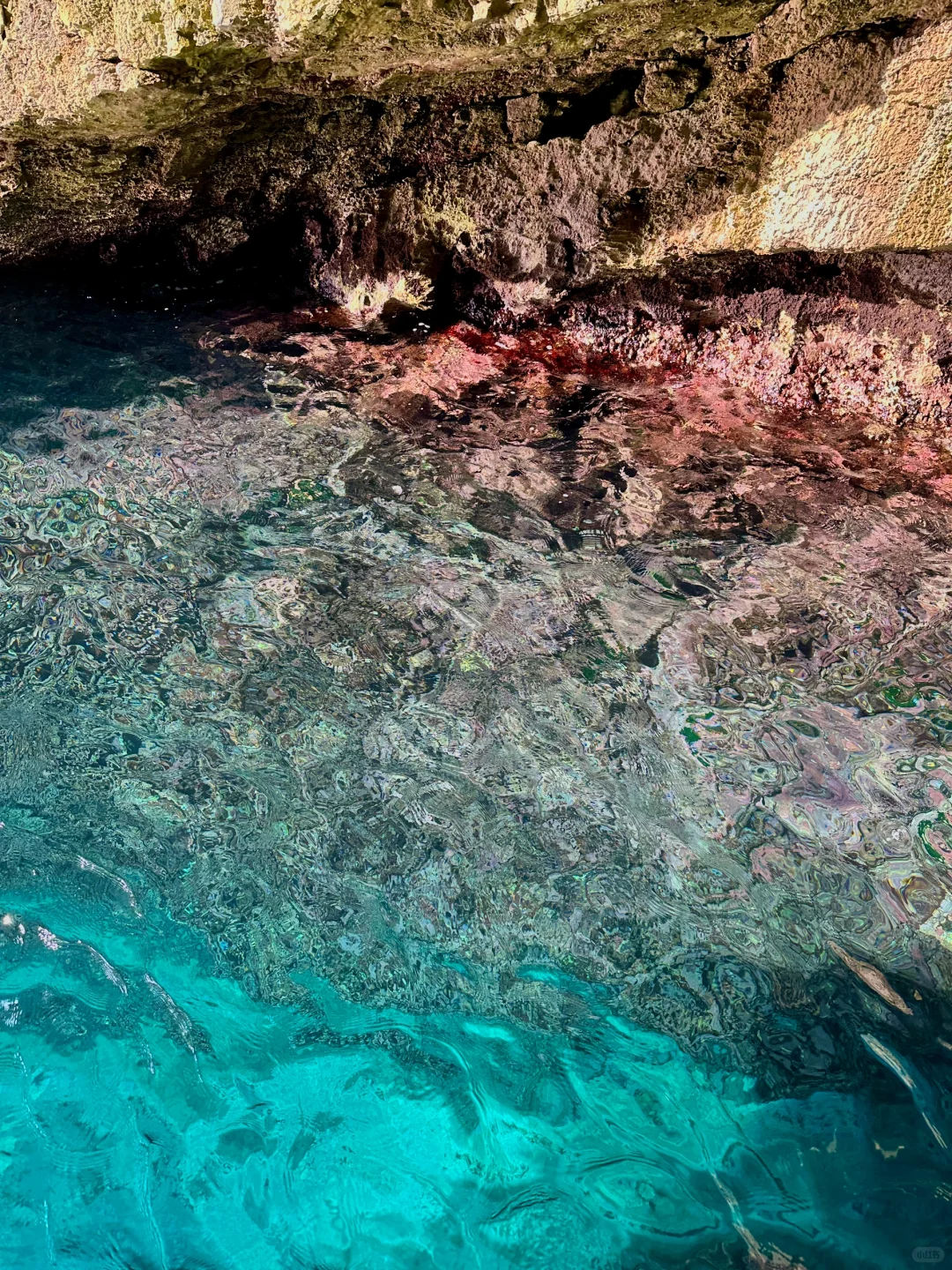 🇲🇪黑山出海见蓝洞