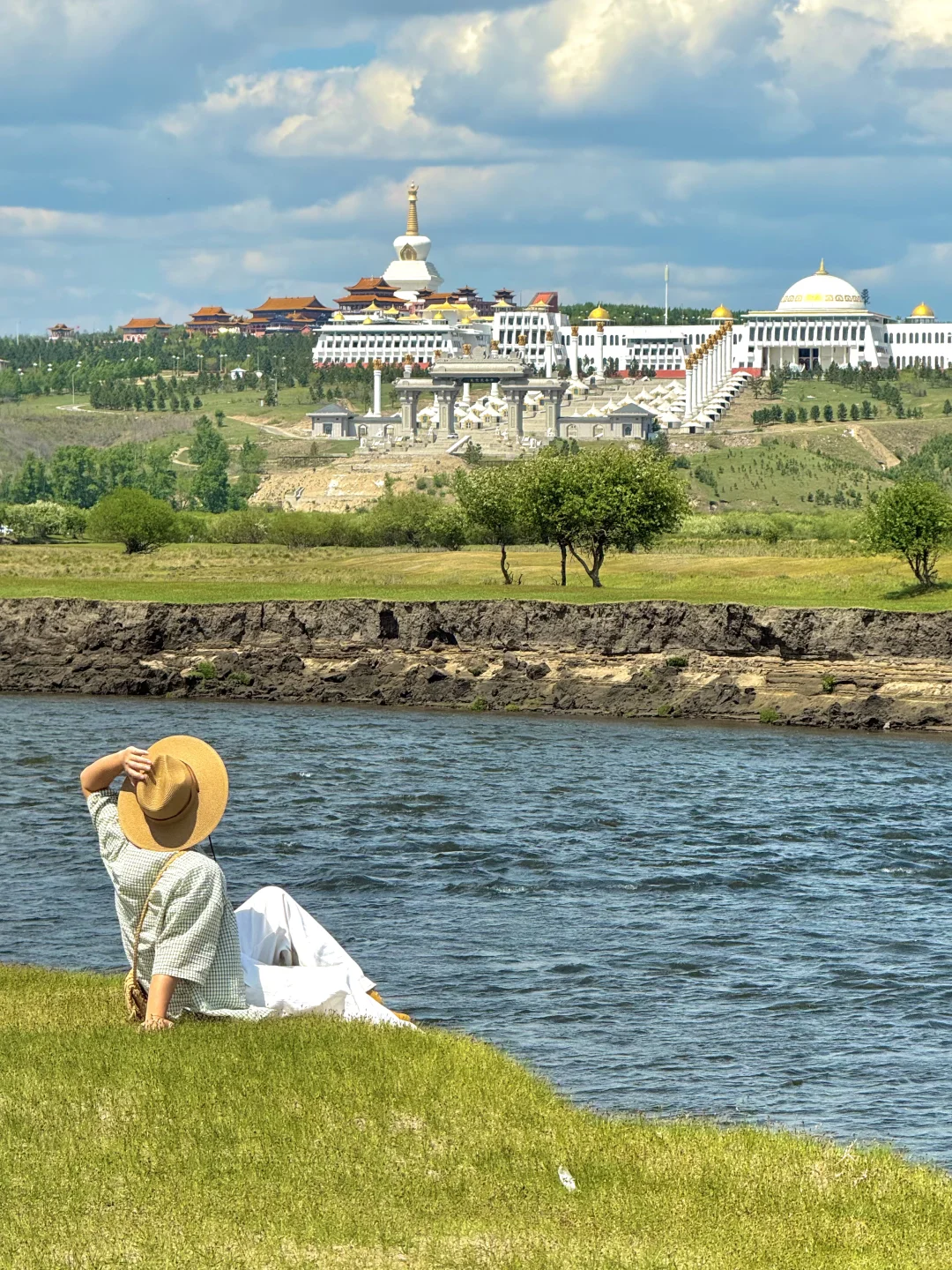 以为新疆够美了，直到我去了呼伦贝尔…