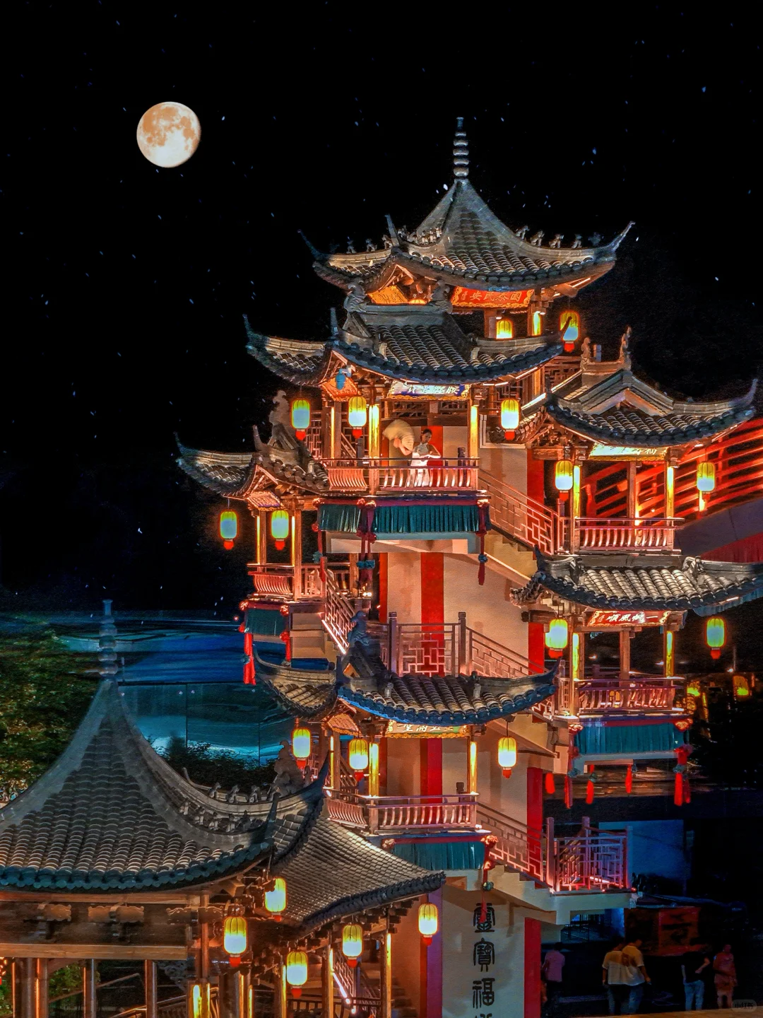 发个朋友圈都问疯啦！以为我去迪拜啦……