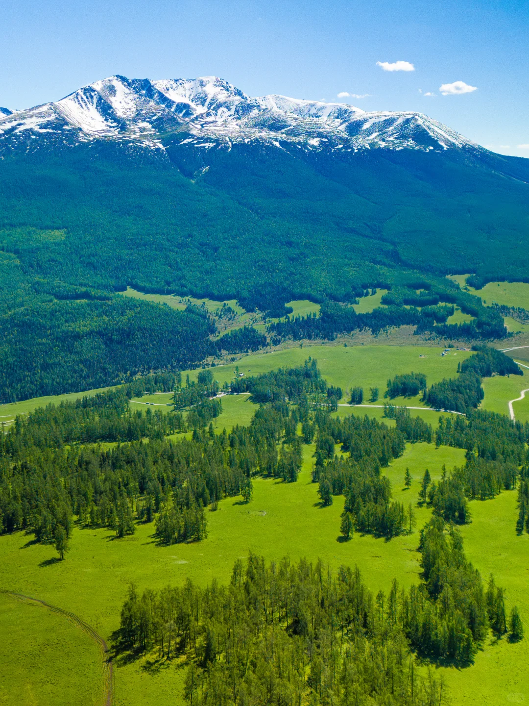 总要去一次新疆，看一次梦中的阿勒泰吧！！