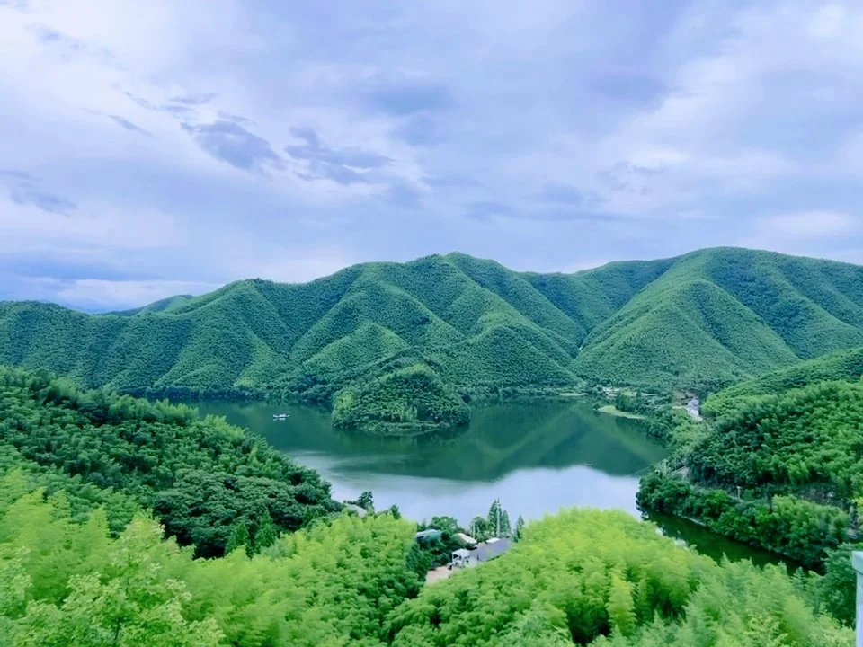 浙江小新疆安吉两天一夜