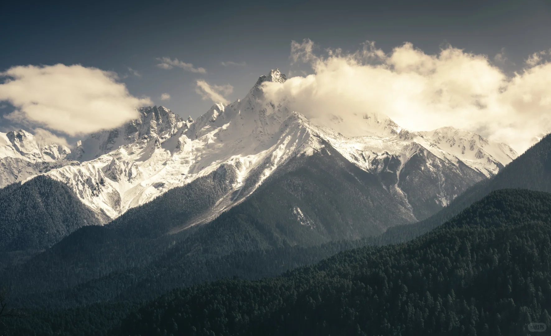 原来不用去国外，这些世界级风景国内就有