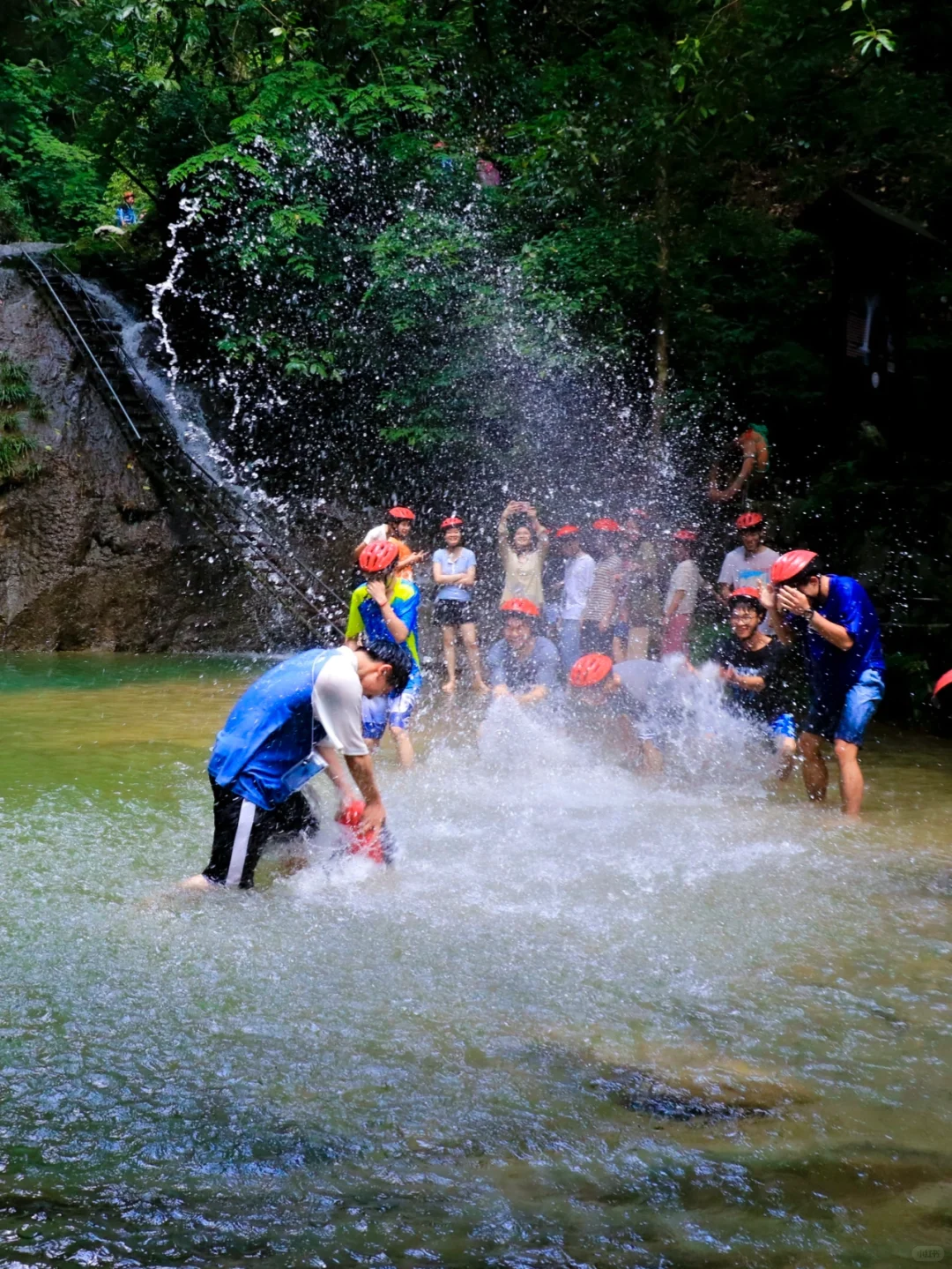 来都来了，肯定要玩水！💦