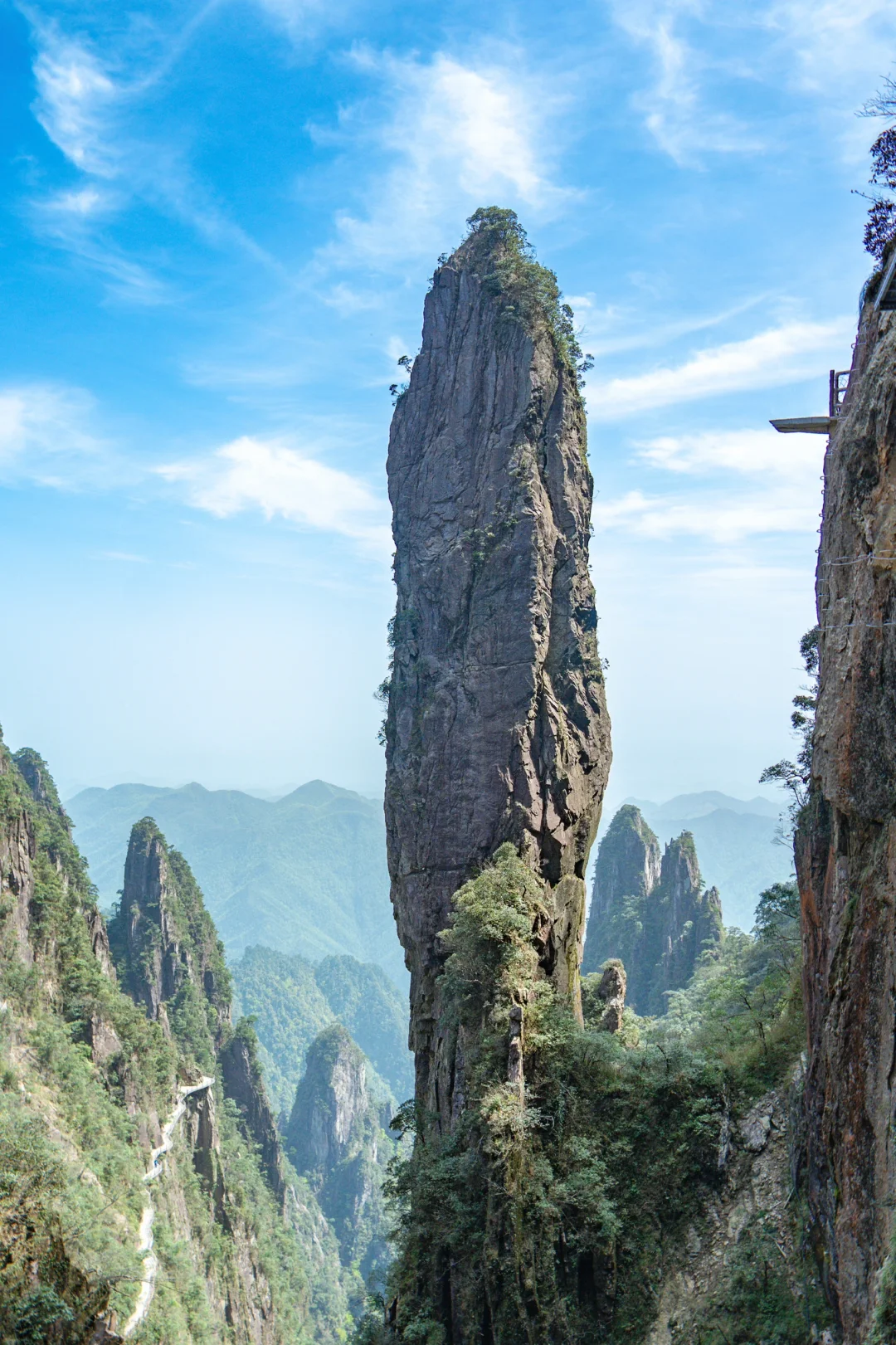 比起张家界,我更爱这座云端上的奇峰异石!