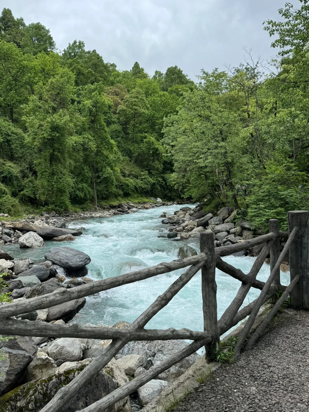 冷到打摆子的避暑地！现在人还不多！快冲！