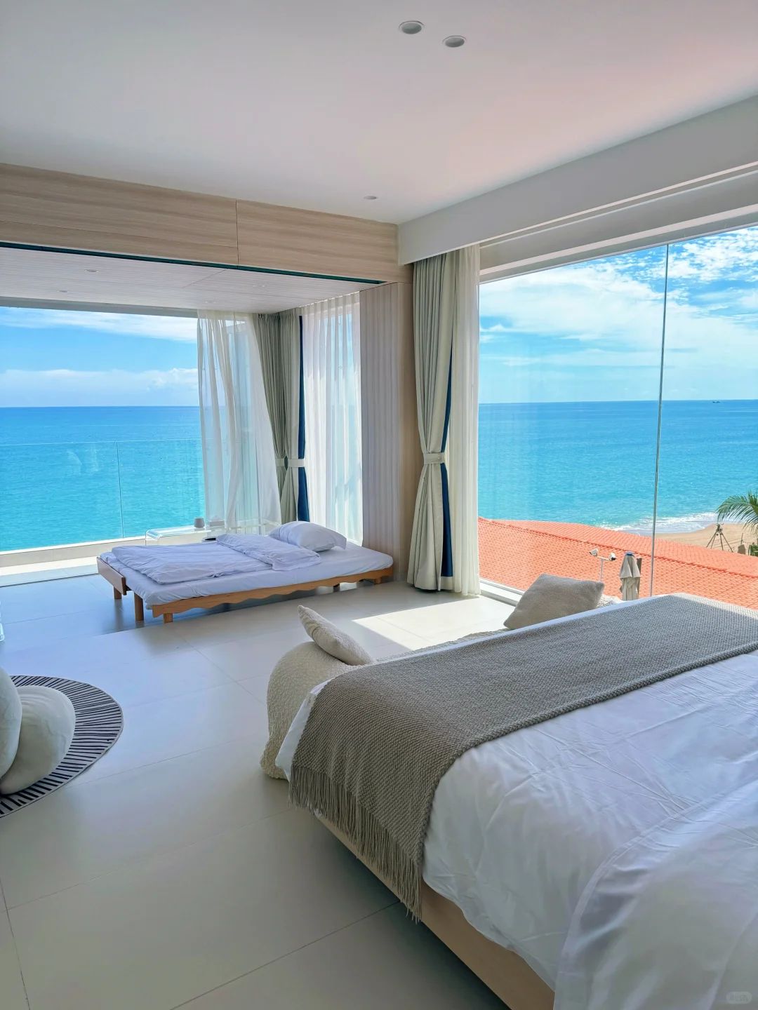 在三亚误入了蓝白童话小镇🌊！