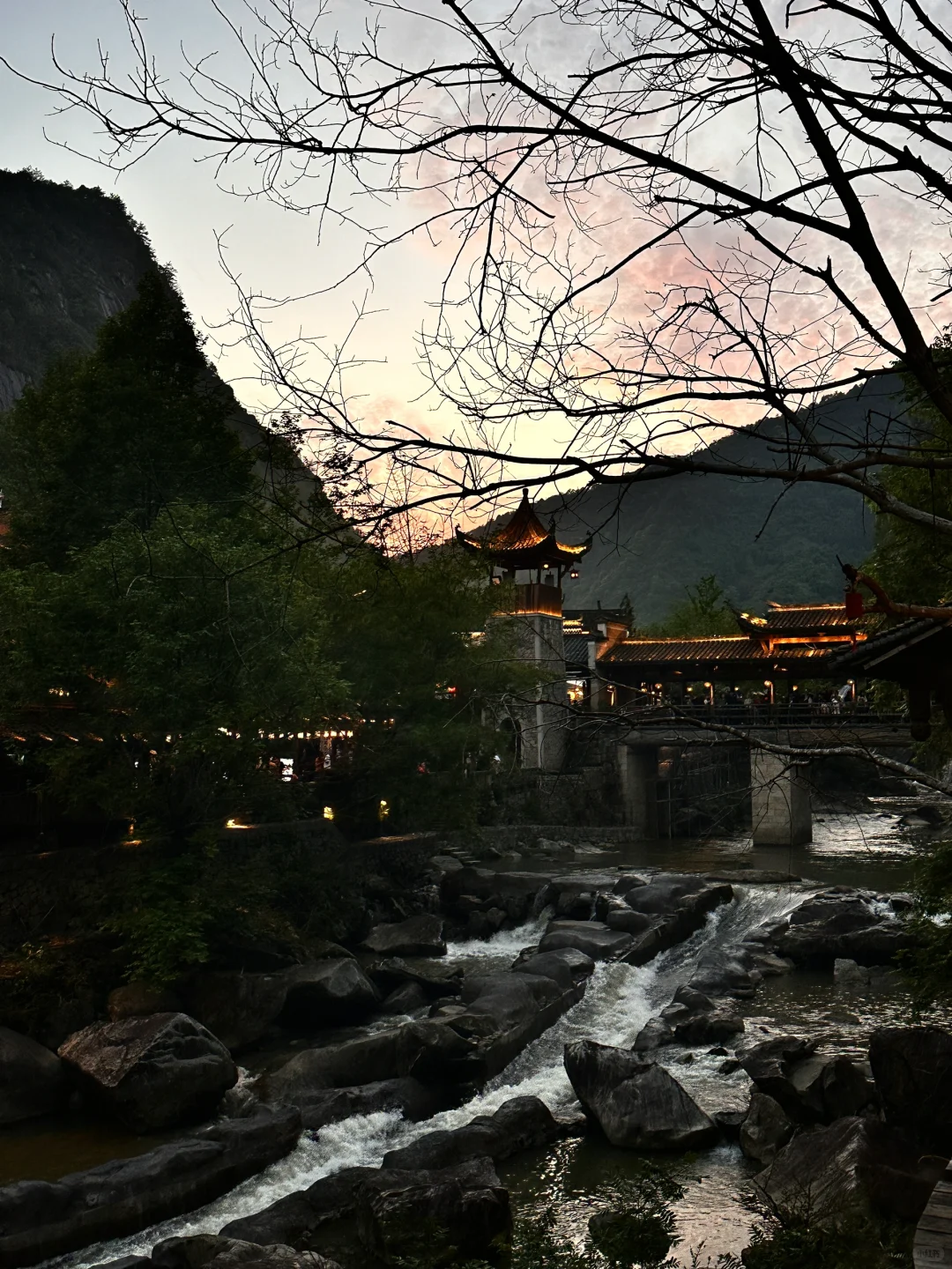 江西望仙谷｜蓝调时刻 悬崖上的仙侠世界🧚🏻