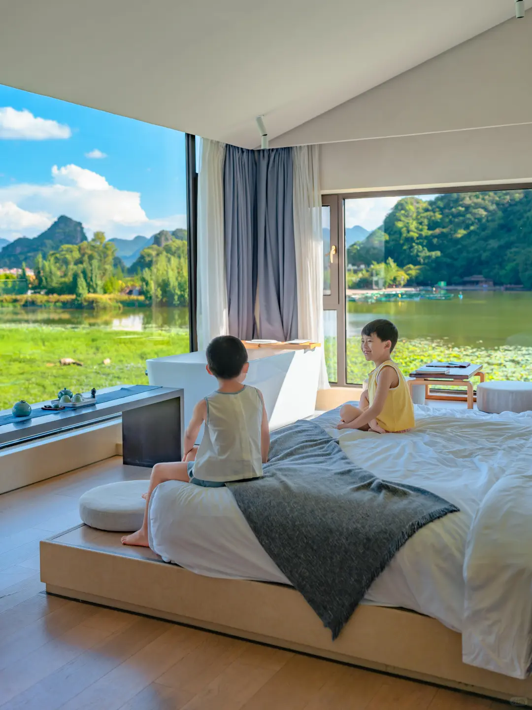 放弃大理了，暑假冲21°C的弥勒，人少景还美！