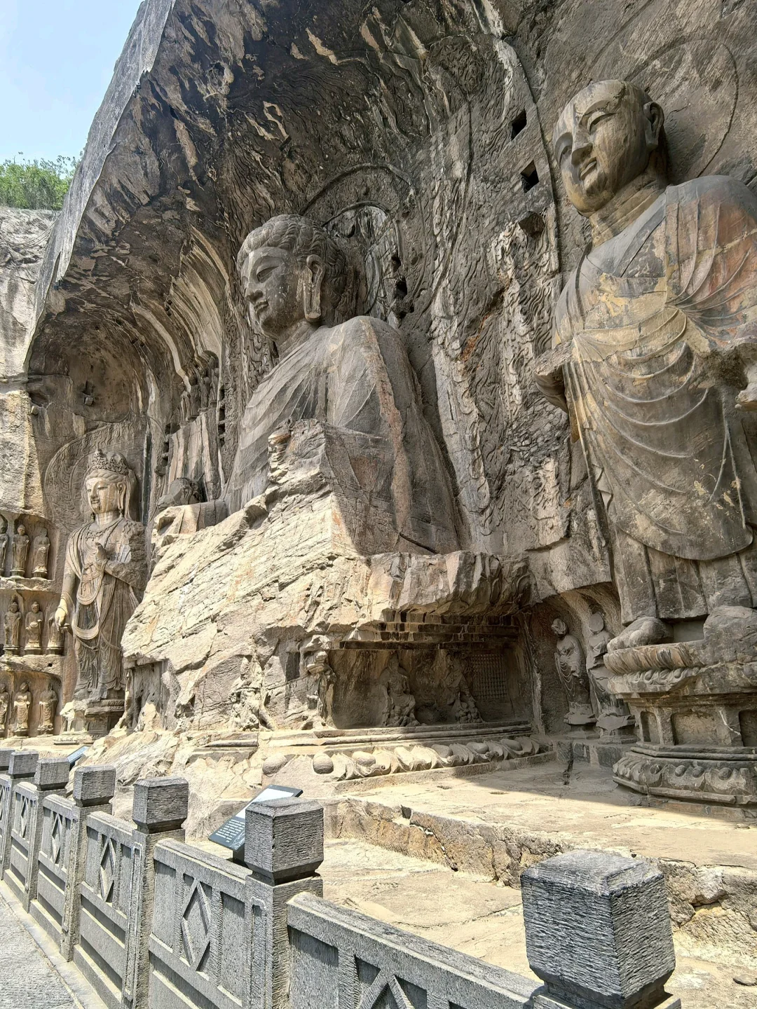 以为是普通石窟?洛阳这处千年古迹让我震惊