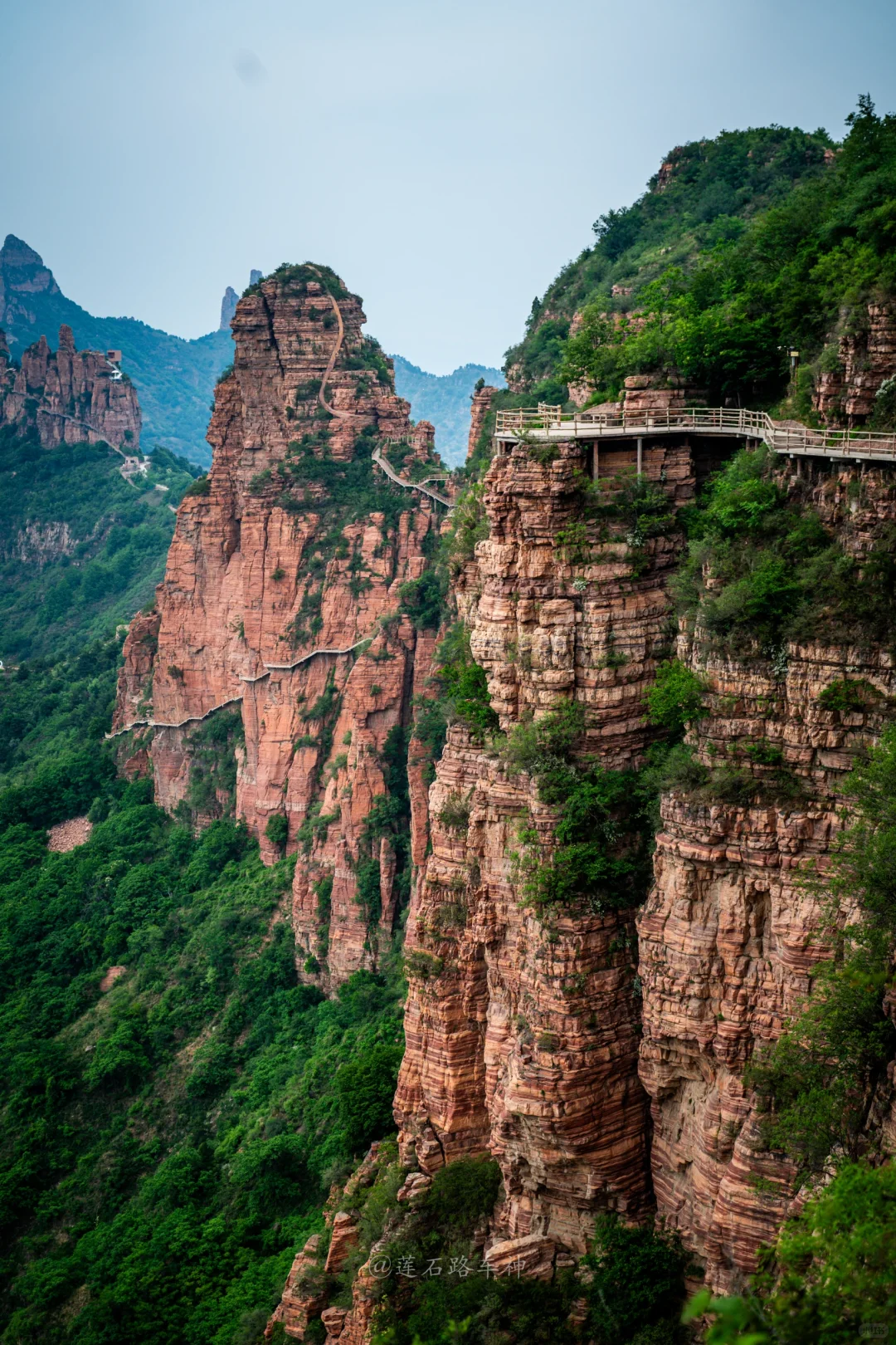 上山坐电梯，下山坐滑梯，人少景美东太行