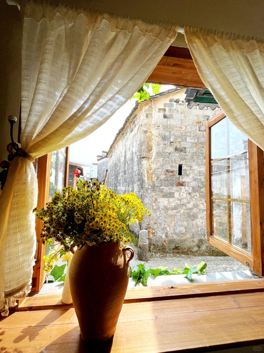 江浙沪皖暑假遛娃去皖南，溯溪玩水观溶洞