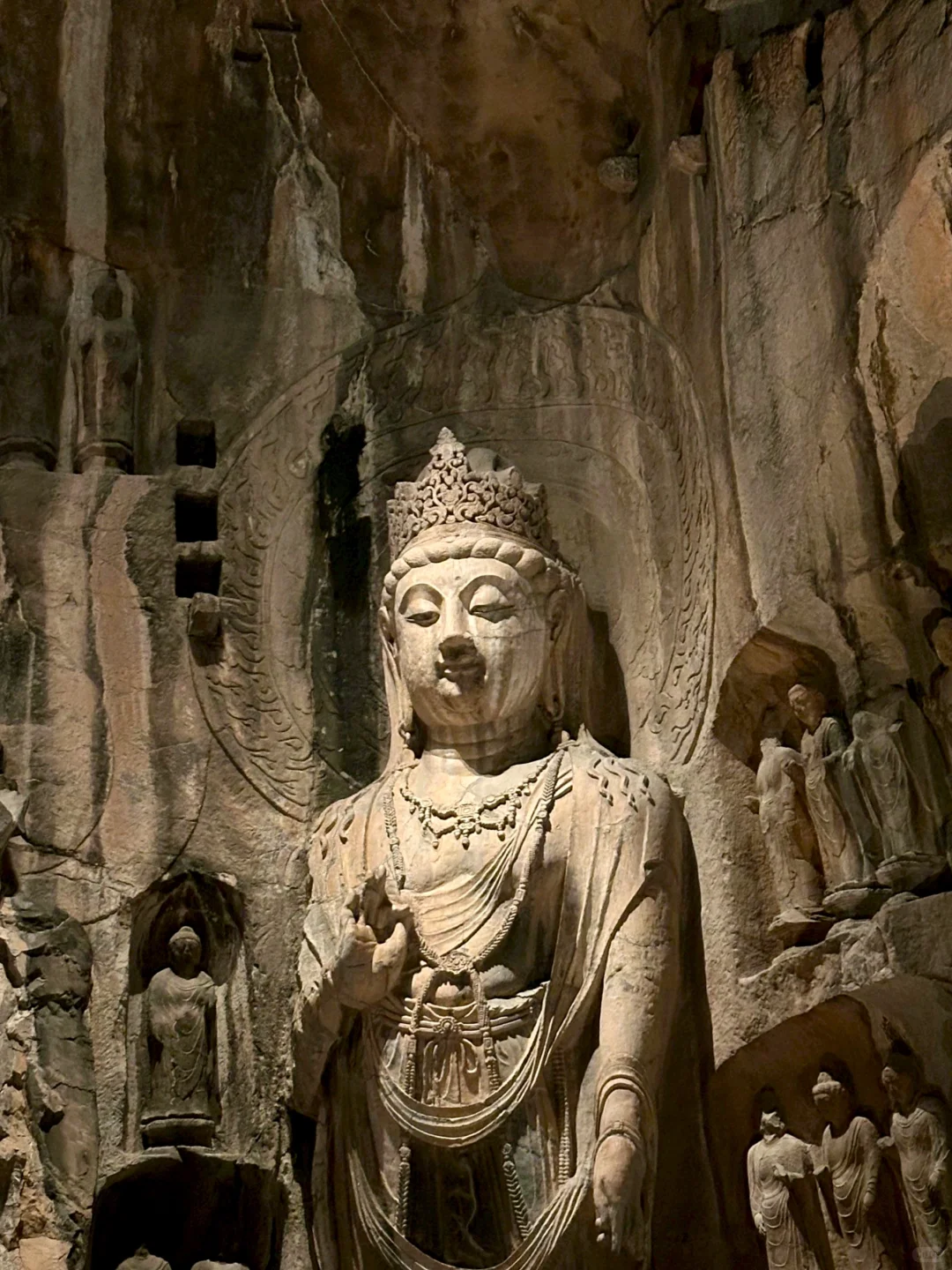 以为是普通石窟?洛阳这处千年古迹让我震惊