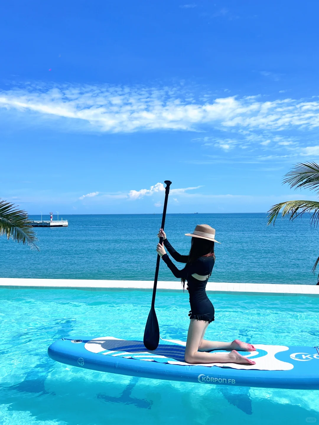 在三亚误入了蓝白童话小镇🌊！