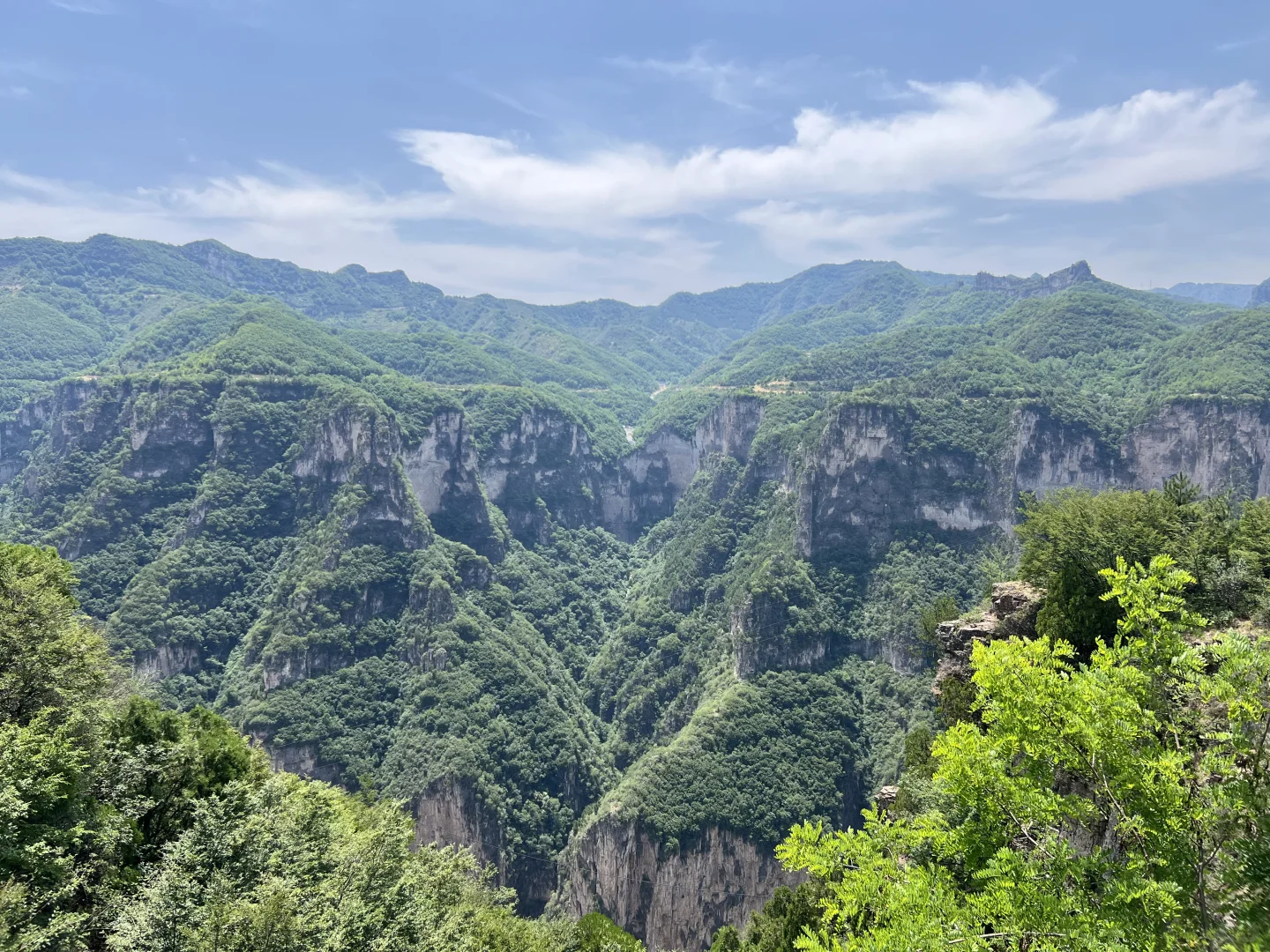 走晋 八泉峡
