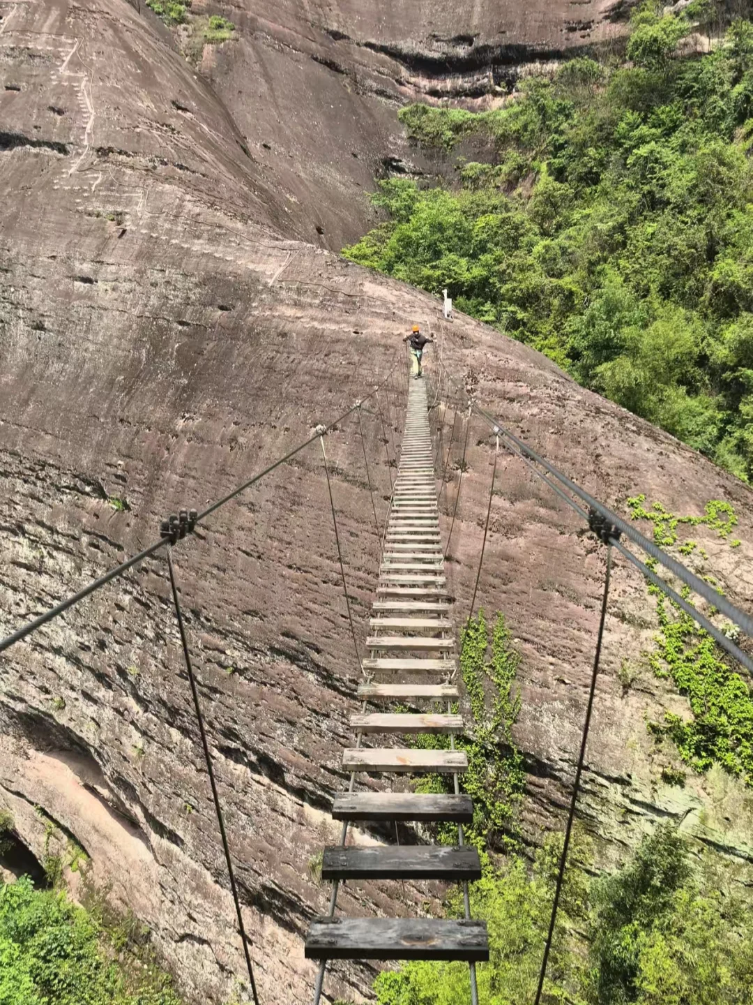 我在桂林“飞檐走壁”