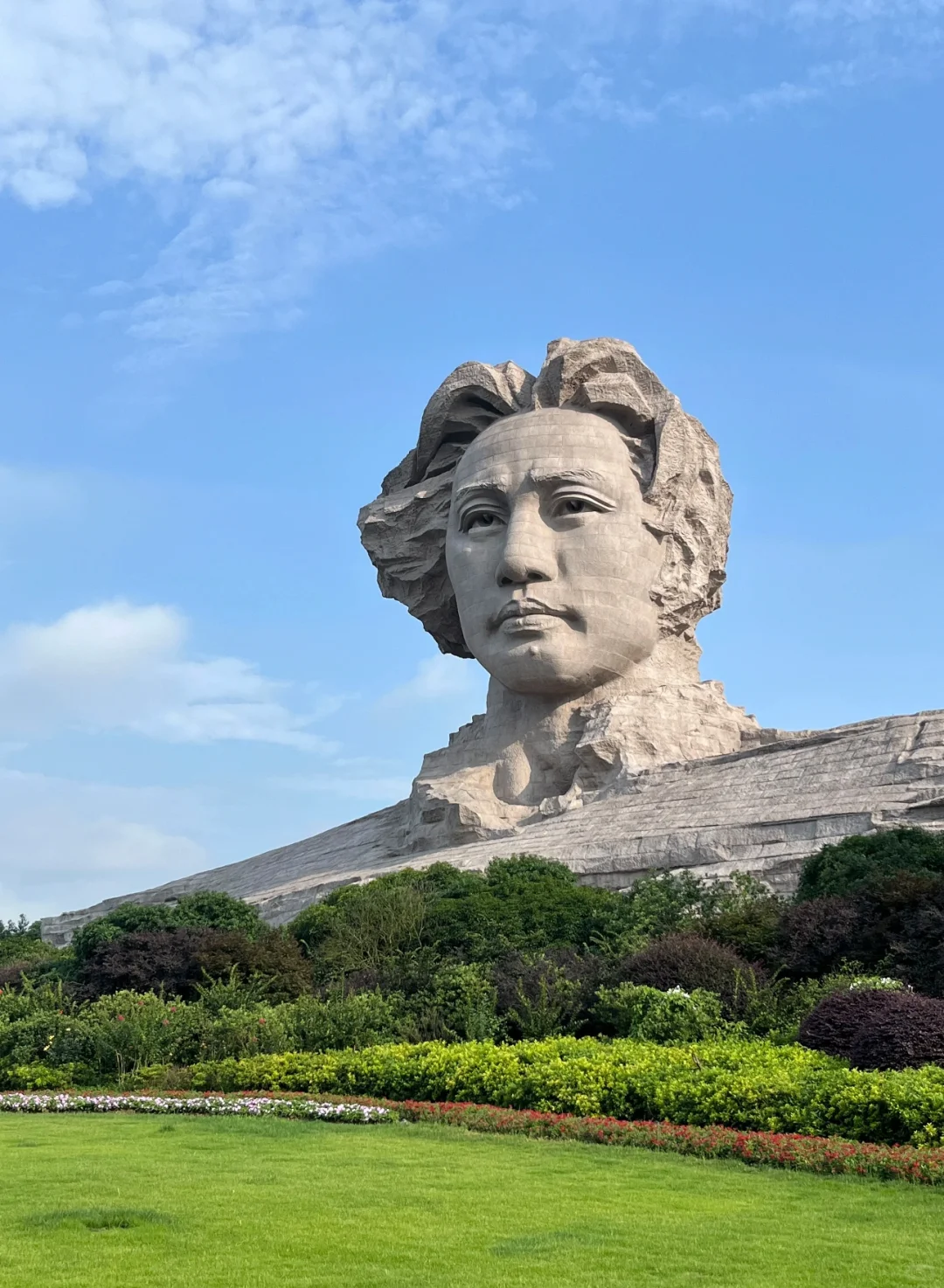 长沙橘子洲旅游攻略：历史、建筑与舌尖之旅