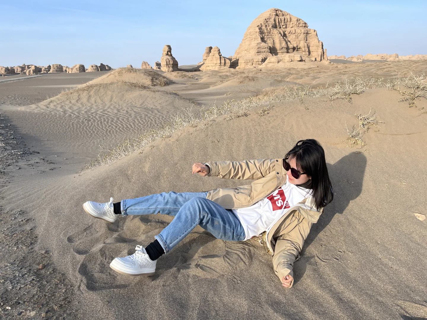 敦煌旅游，凉州词，玉门关，雅丹魔鬼城