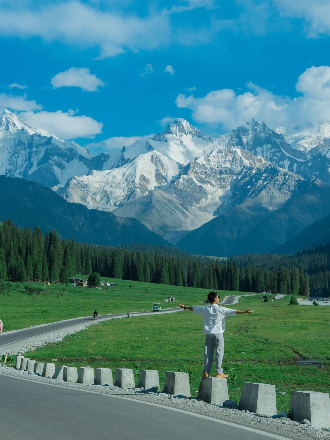任何人错过夏天🌲的新疆，我都会伤心的