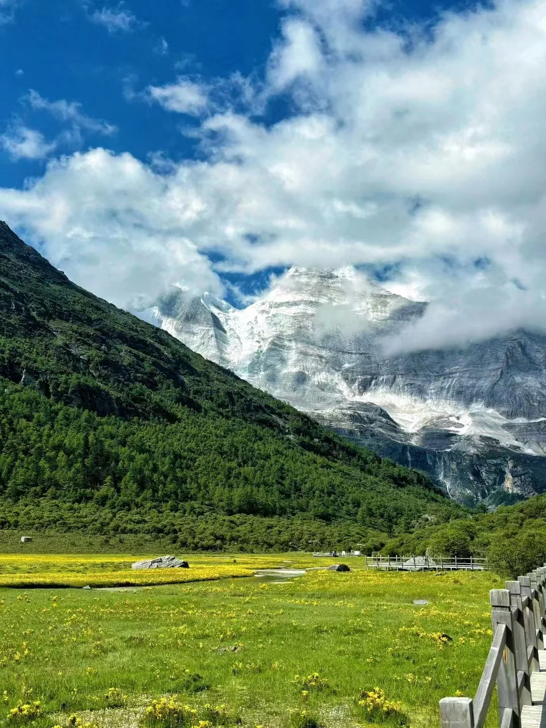 这个夏天，和最爱的人来一次稻城吧