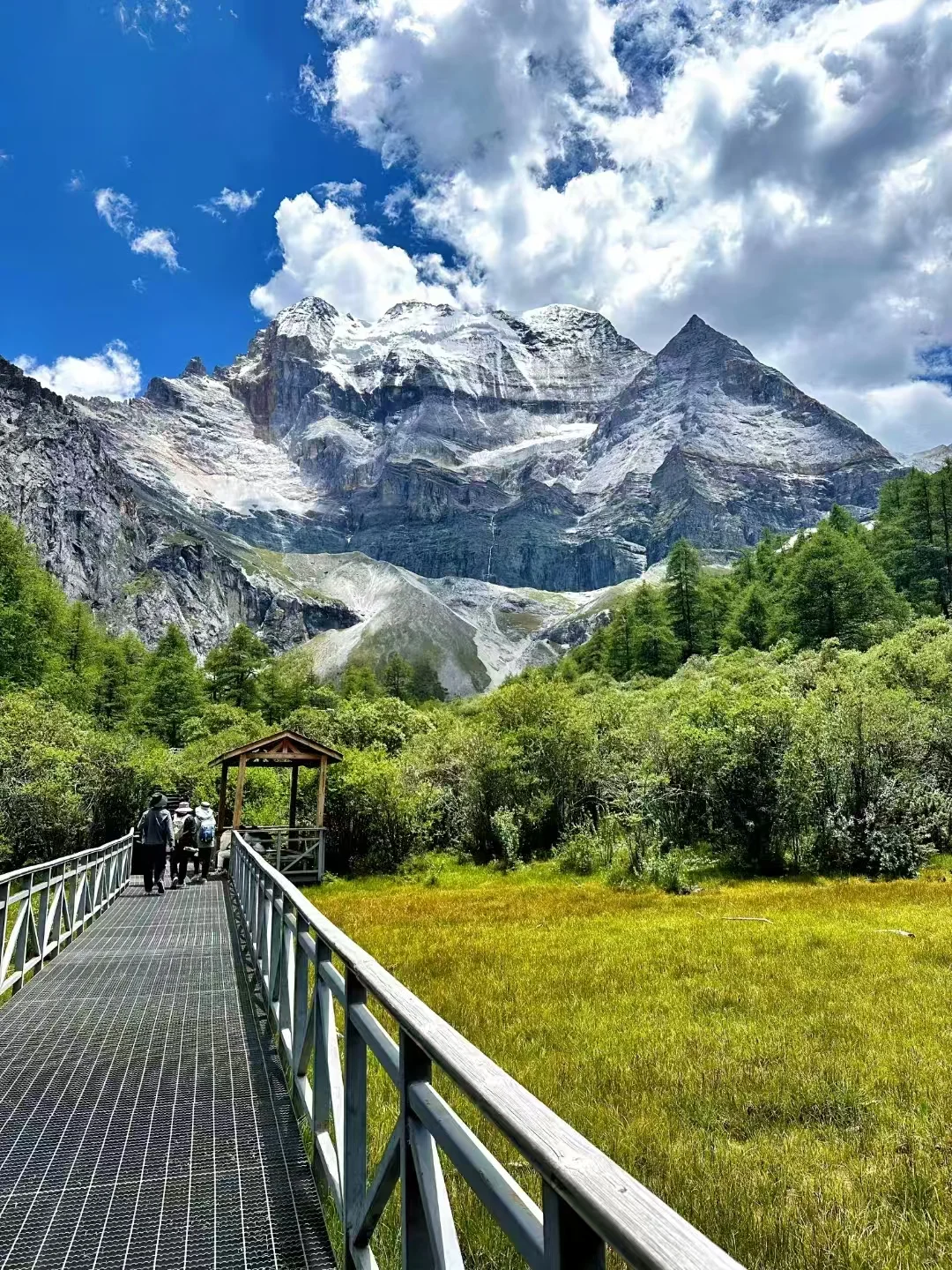 这个夏天，和最爱的人来一次稻城吧