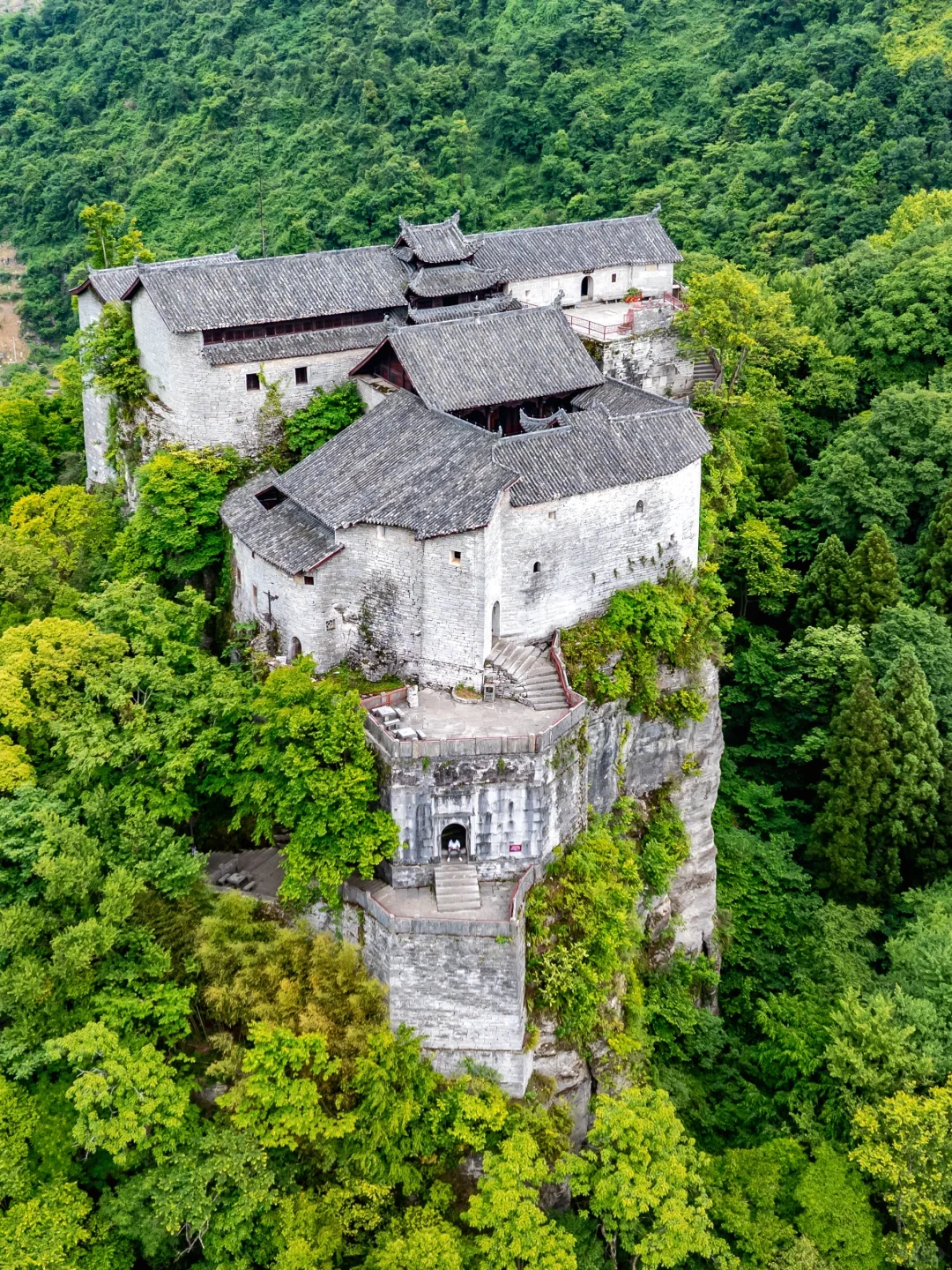 后悔才来！贵州被严重低估的避暑小城！！