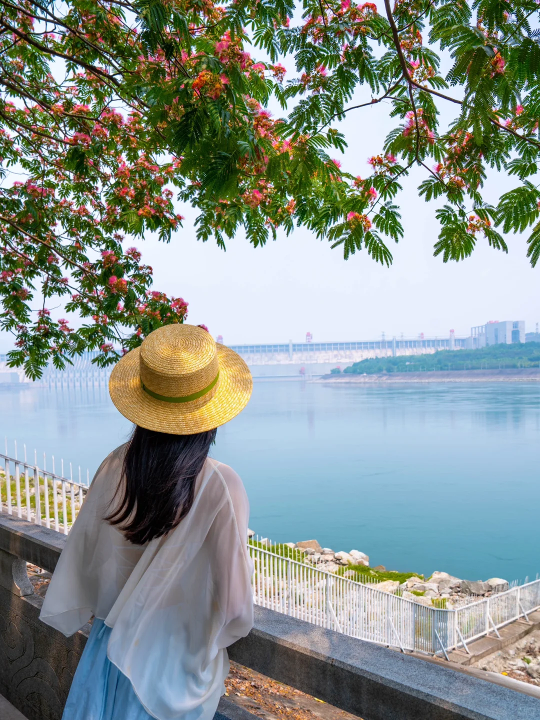 李白没有骗我！回头看“轻舟已过万重山”